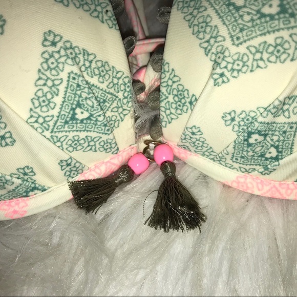 VS push-up bikini top - Picture 4 of 7